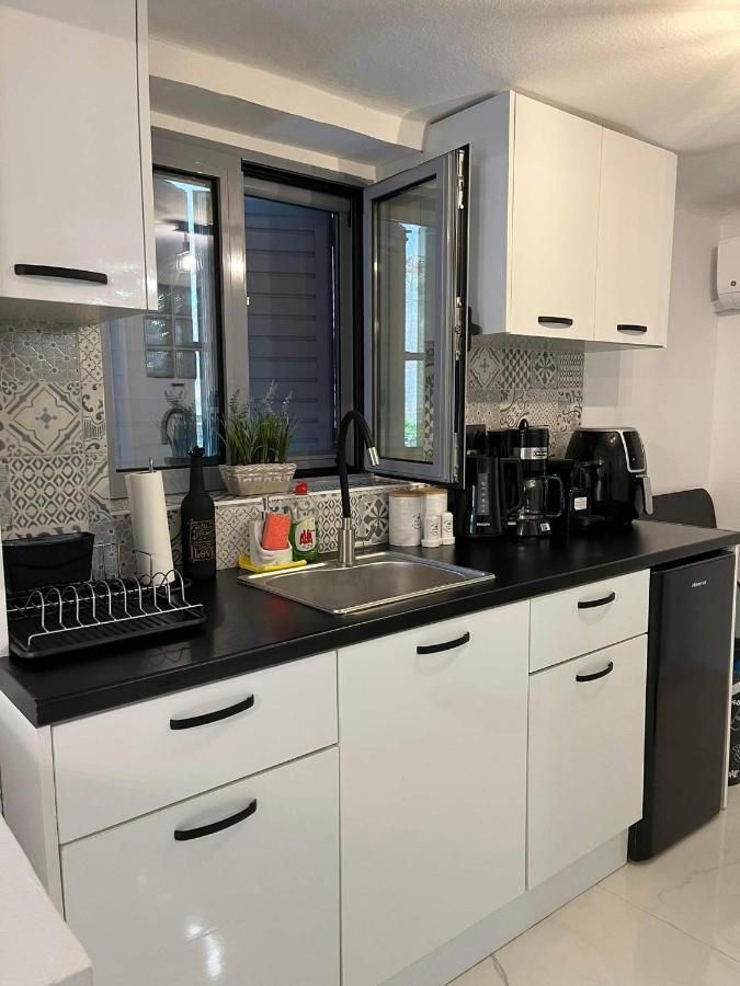 Riviera-Melrod-Athens Apartment ภายนอก รูปภาพ