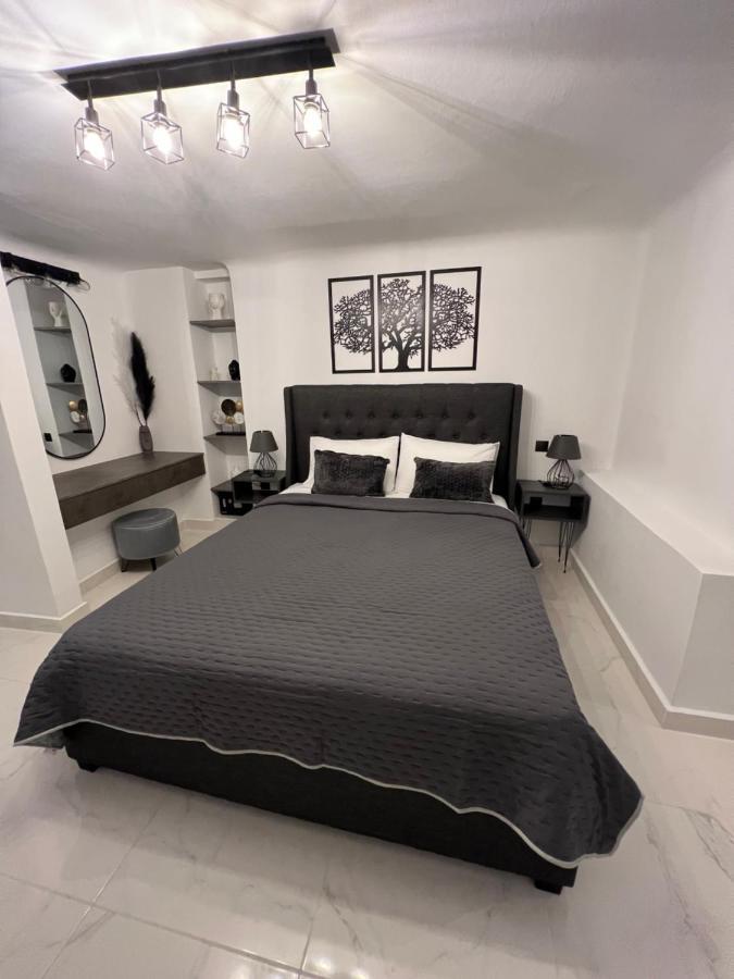 Riviera-Melrod-Athens Apartment ภายนอก รูปภาพ